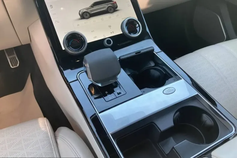 Land Rover Range Rover Velar din 2021 cu 39.000 km - oferta LAN262944 - foto 17