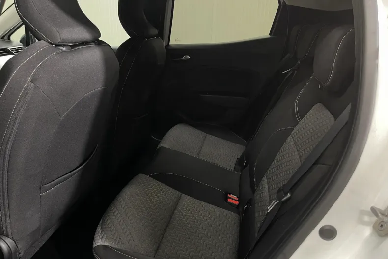 Renault Clio din 2023 cu 143.065 km - oferta REN262996 - foto 11
