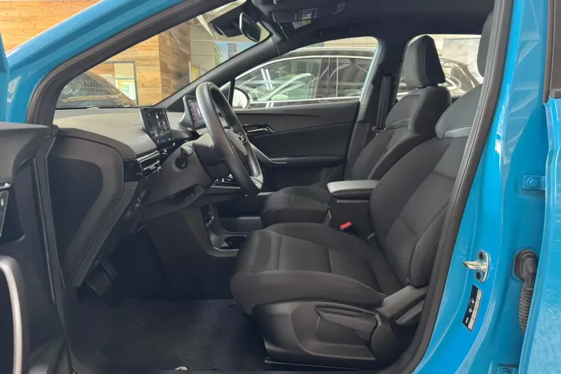 MG MG4 din 2023 cu 35.326 km - oferta MG0263010 - foto 7