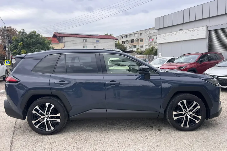 Toyota RAV4 din 2026 cu 10.531 km - oferta TOY263049 - foto 3