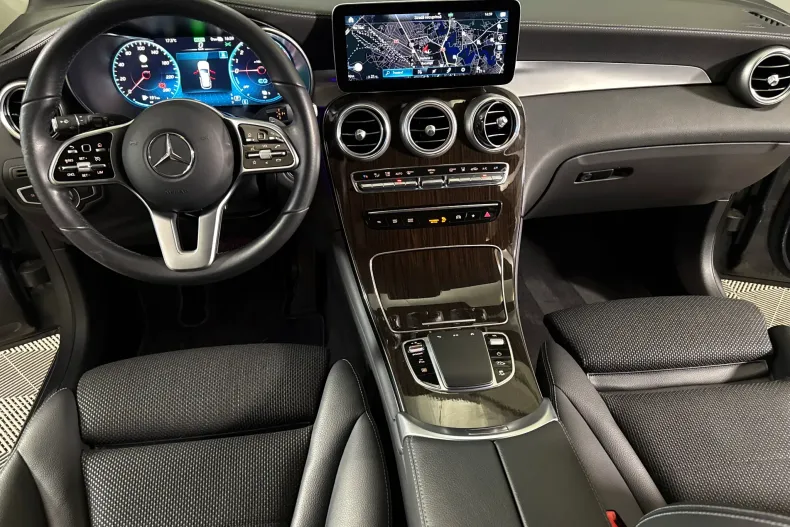 Mercedes-Benz GLC 300 (Clasa GLC) din 2021 cu 65.021 km - oferta MER263068 - foto 9