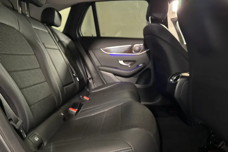 Mercedes-Benz GLC 300 (Clasa GLC) din 2021 cu 65.021 km - oferta MER263068 - foto 12