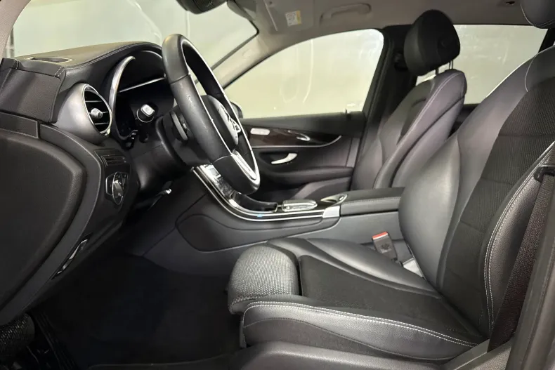 Mercedes-Benz GLC 300 (Clasa GLC) din 2021 cu 65.021 km - oferta MER263068 - foto 23