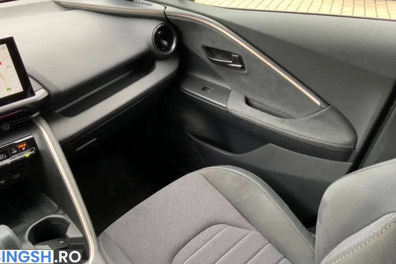 Toyota C-HR din 2026 cu 4.330 km - oferta TOY263106 - foto 33