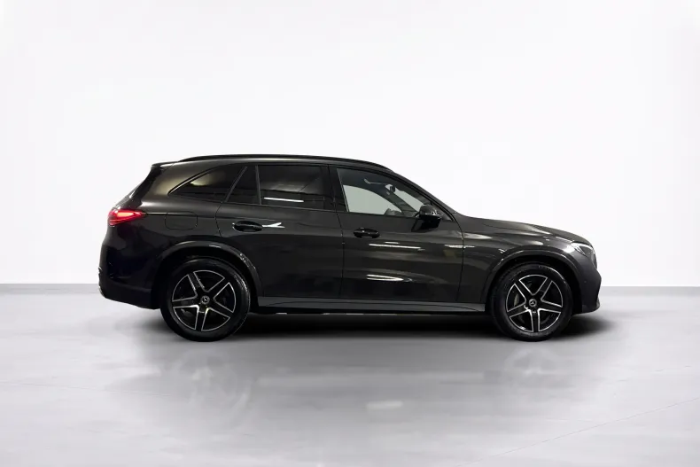 Mercedes-Benz GLC 300 (Clasa GLC) din 2025 cu 16.788 km - oferta MER263148 - foto 6