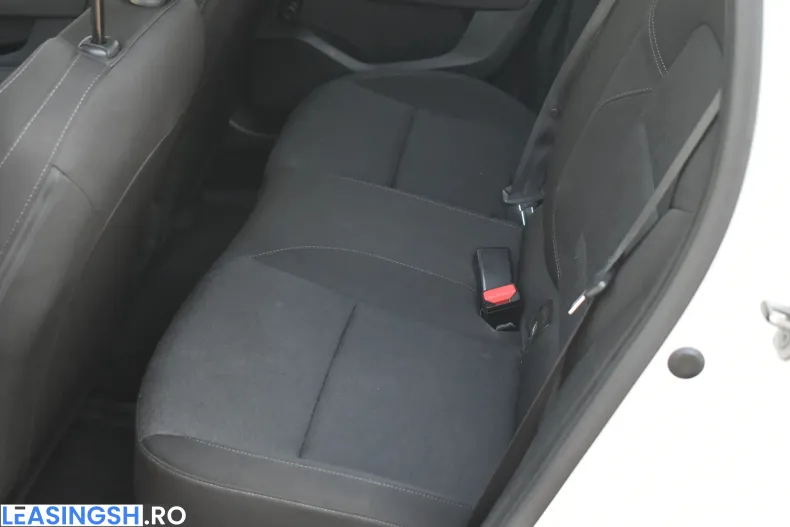 Renault Clio din 2023 cu 91.827 km - oferta REN263160 - foto 8