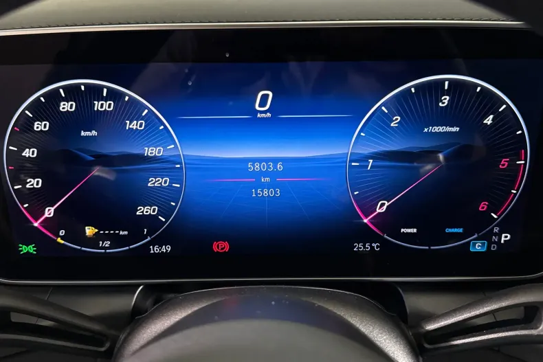 Mercedes-Benz GLC 300 (Clasa GLC) din 2025 cu 15.803 km - oferta MER263201 - foto 11