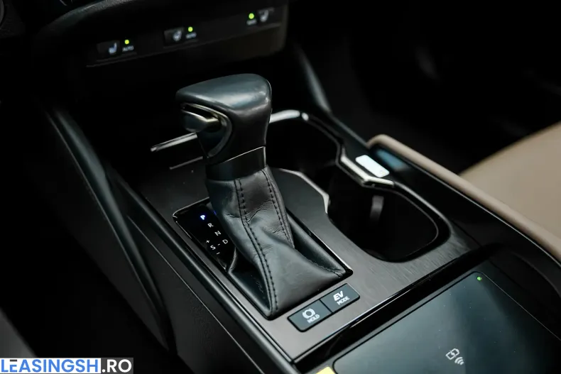 Lexus ES din 2023 cu 142.400 km - oferta LEX263232 - foto 12