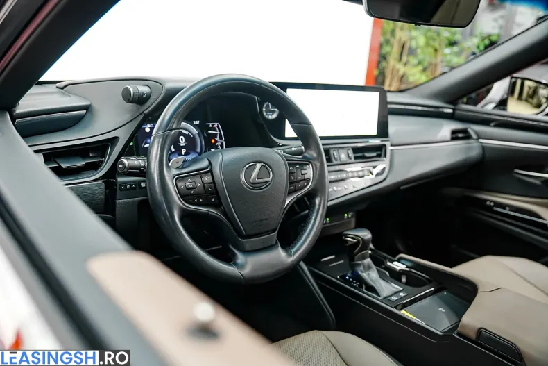 Lexus ES din 2023 cu 142.400 km - oferta LEX263232 - foto 13