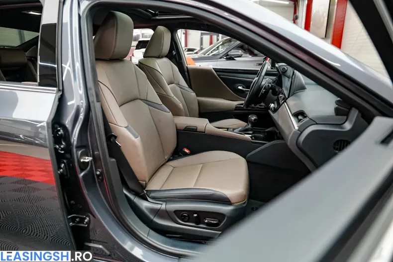 Lexus ES din 2023 cu 142.400 km - oferta LEX263232 - foto 15