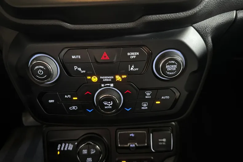 Jeep Renegade din 2022 cu 100.470 km - oferta JEE263249 - foto 18
