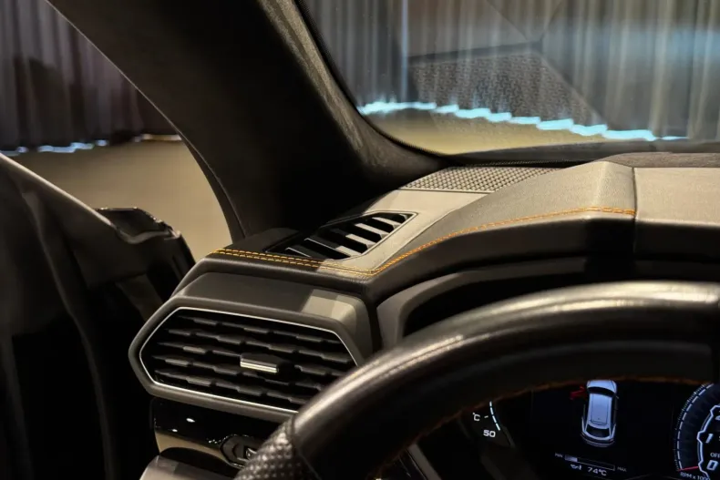 Lamborghini Urus din 2021 cu 70.000 km - oferta LAM263261 - foto 34