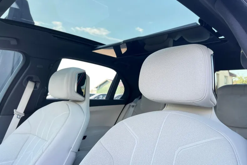 BMW 740 (Seria 7) din 2023 cu 114.950 km - oferta BMW263293 - foto 20