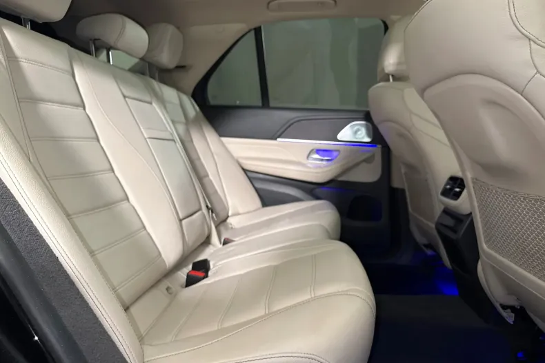 Mercedes-Benz GLE 400 (Clasa GLE) din 2020 cu 94.357 km - oferta MER263297 - foto 11
