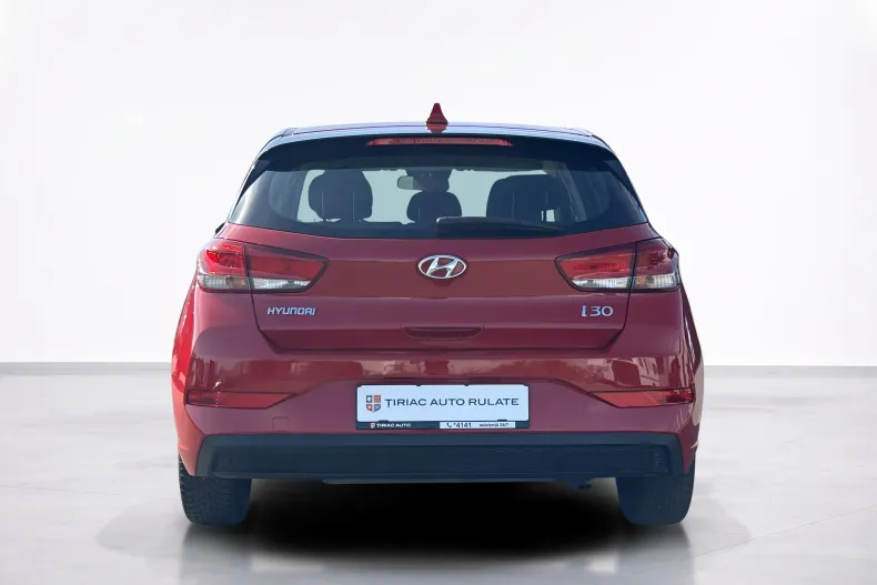 Hyundai i30 din 2020 cu 102.707 km - oferta HYU263332 - foto 4