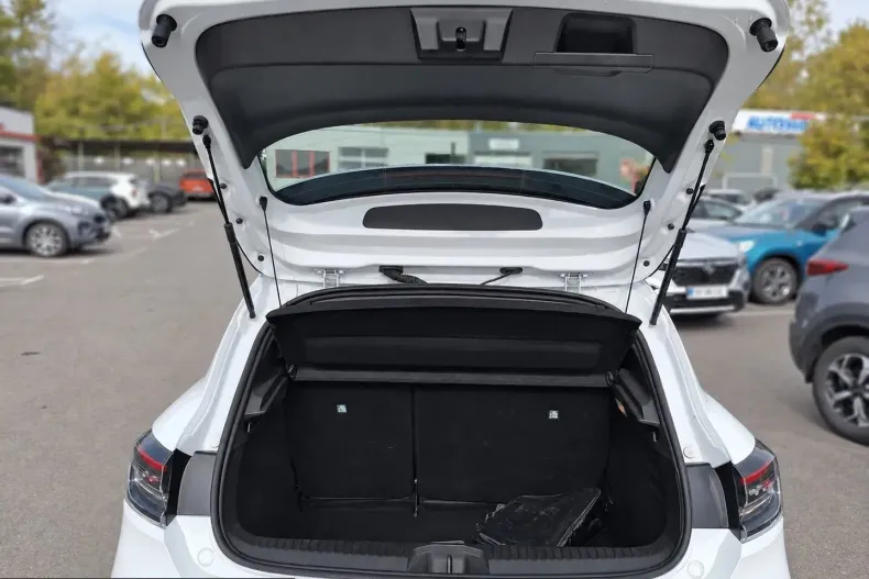 Renault Clio din 2024 cu 106.638 km - oferta REN263334 - foto 18