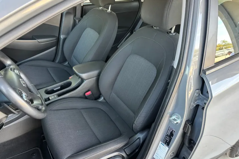 Hyundai Kona din 2021 cu 167.000 km - oferta HYU263354 - foto 32