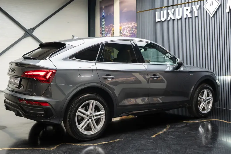 Audi Q5 din 2022 cu 168.000 km - oferta AUD263362 - foto 5