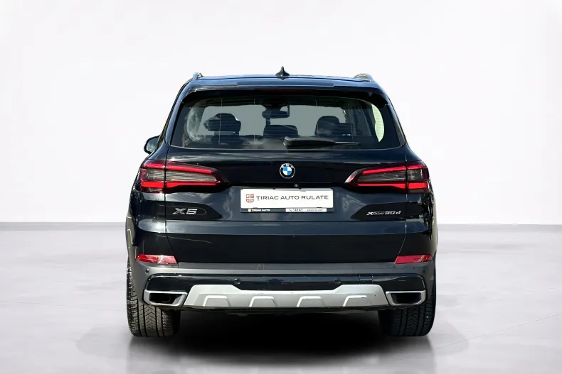 BMW X5 (Seria X) din 2022 cu 158.221 km - oferta BMW263412 - foto 4