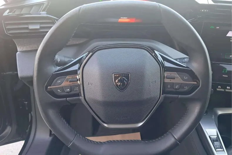 Peugeot 308 din 2022 cu 112.848 km - oferta PEU263437 - foto 14