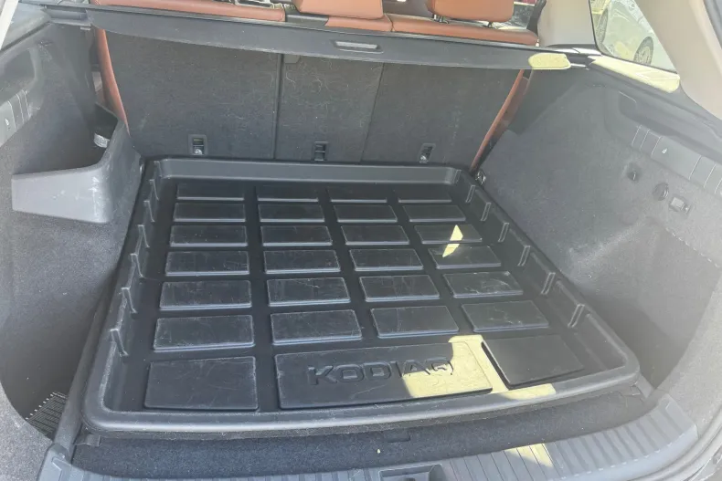 Skoda Kodiaq din 2024 cu 72.000 km - oferta SKO263444 - foto 32