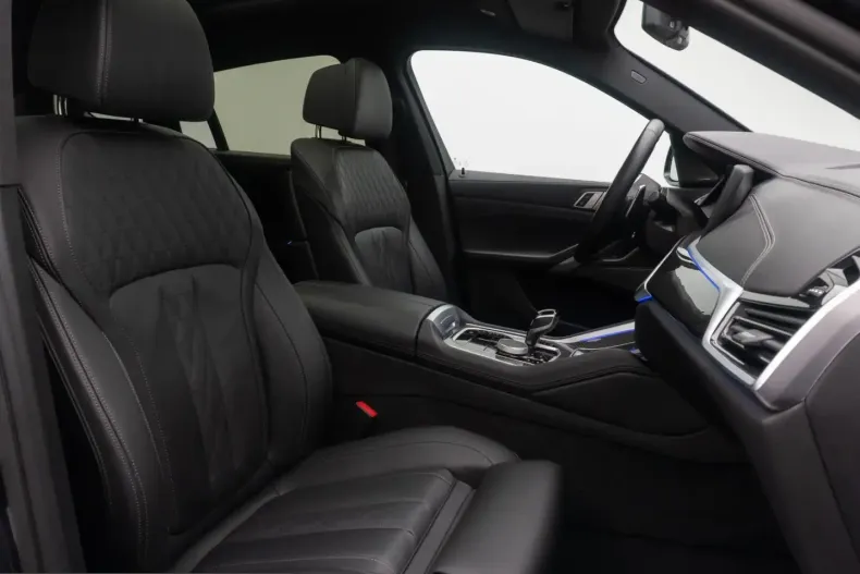BMW X6 (Seria X) din 2022 cu 60.566 km - oferta BMW263469 - foto 19