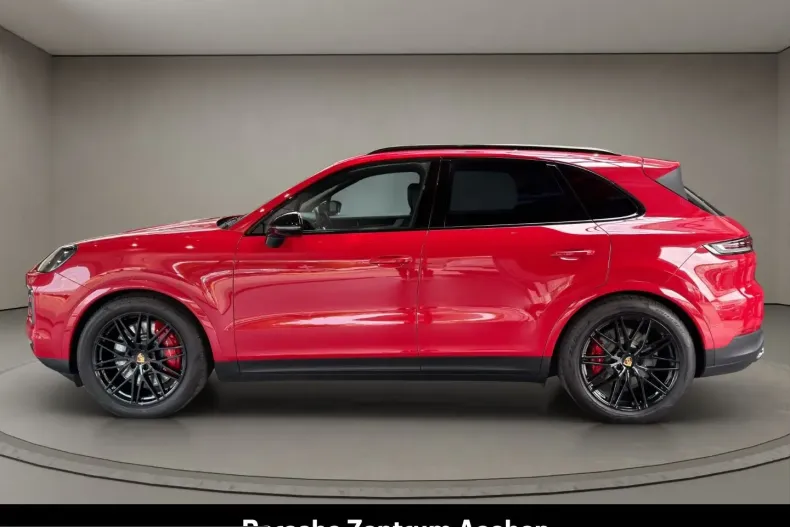 Porsche Cayenne din 2024 cu 34.111 km - oferta POR263475 - foto 2