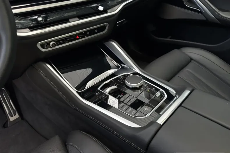BMW X6 (Seria X) din 2024 cu 6.500 km - oferta BMW263493 - foto 10