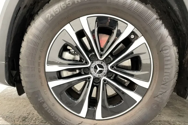 Mercedes-Benz GLA 200 (Clasa GLA) din 2023 cu 10.000 km - oferta MER263577 - foto 25