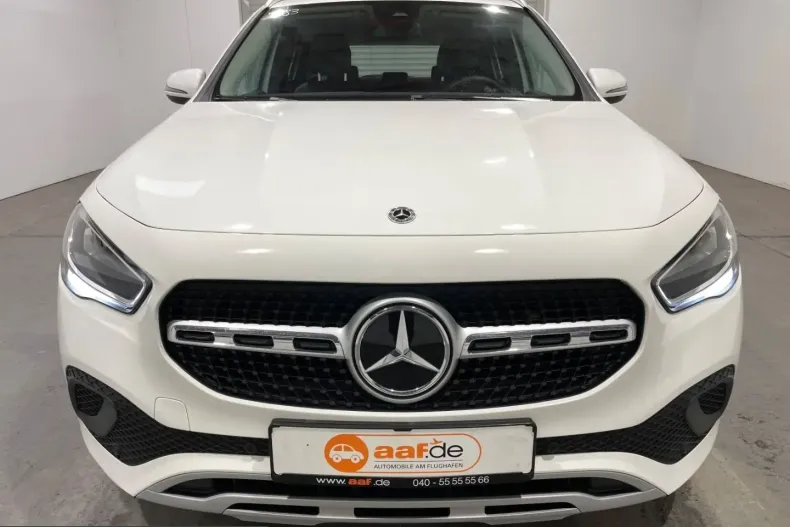 Mercedes-Benz GLA 200 (Clasa GLA) din 2023 cu 10.000 km - oferta MER263577 - foto 27