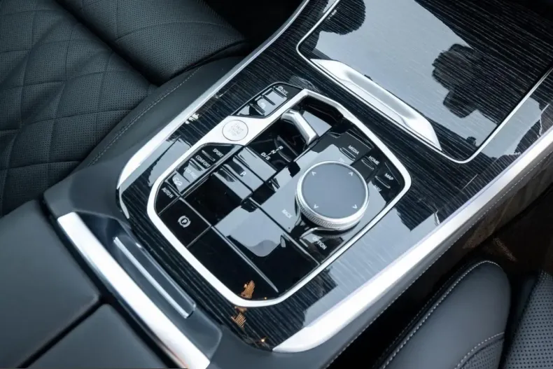 BMW X5 (Seria X) din 2026 cu 24.990 km - oferta BMW263595 - foto 14