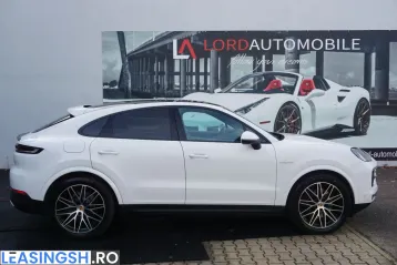 Porsche Cayenne din 2025 - oferta POR263668