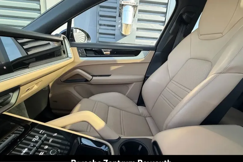Porsche Cayenne din 2023 cu 47.900 km - oferta POR263670 - foto 22