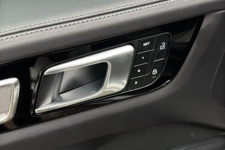 Porsche Cayenne din 2023 cu 48.500 km - oferta POR263674 - foto 14