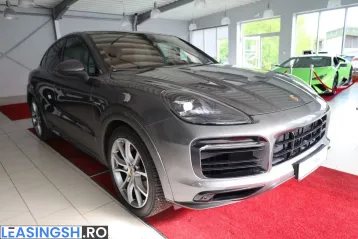 Porsche Cayenne din 2023 - oferta POR263675