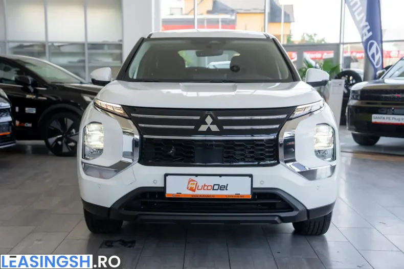 Mitsubishi Outlander din 2026 cu 10 km - oferta MIT263706 - foto 2