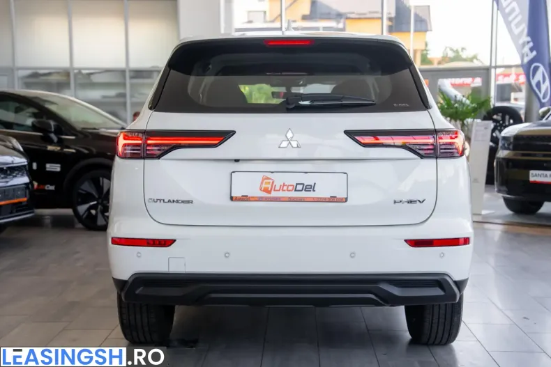 Mitsubishi Outlander din 2026 cu 10 km - oferta MIT263706 - foto 5