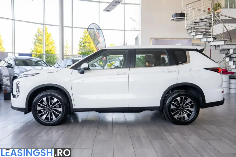 Mitsubishi Outlander din 2026 cu 10 km - oferta MIT263706 - foto 9