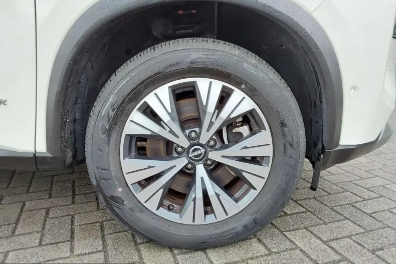 Nissan X-Trail din 2024 cu 8.100 km - oferta NIS263711 - foto 14