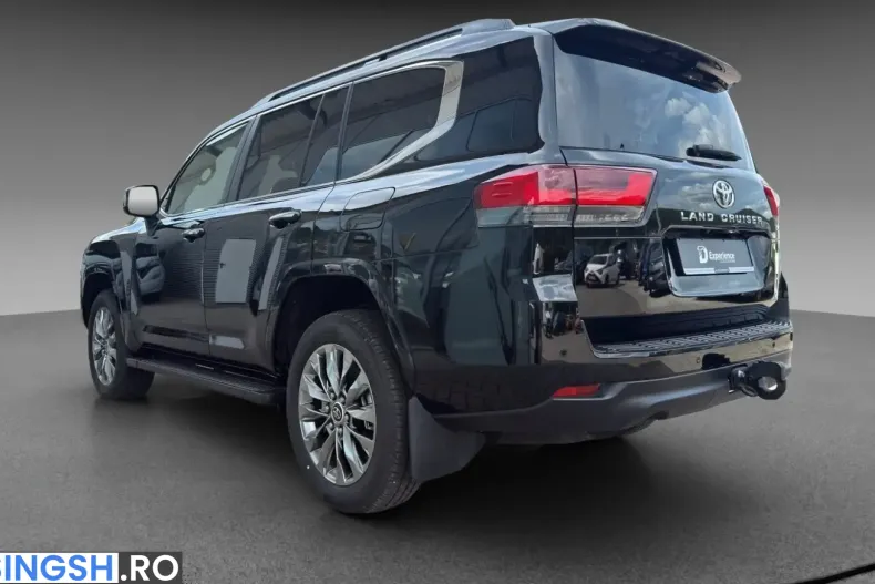 Toyota Land Cruiser din 2026 cu 9.500 km - oferta TOY263717 - foto 2