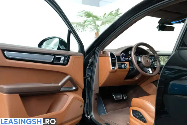 Porsche Cayenne din 2023 cu 27.200 km - oferta POR263745 - foto 12