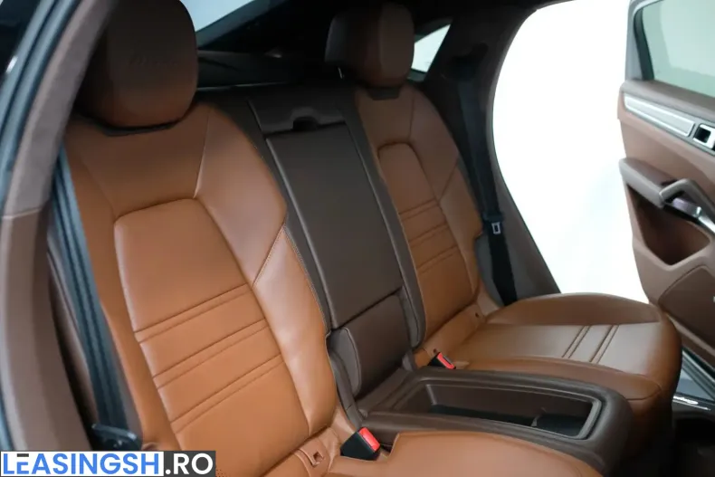 Porsche Cayenne din 2023 cu 27.200 km - oferta POR263745 - foto 26
