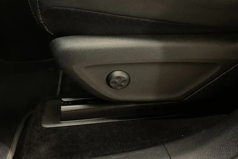 Mercedes-Benz GL 320 (Clasa GL) din 2021 cu 128.500 km - oferta MER263748 - foto 14