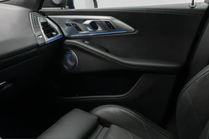 BMW XM (Seria X) din 2024 cu 48.326 km - oferta BMW263770 - foto 30