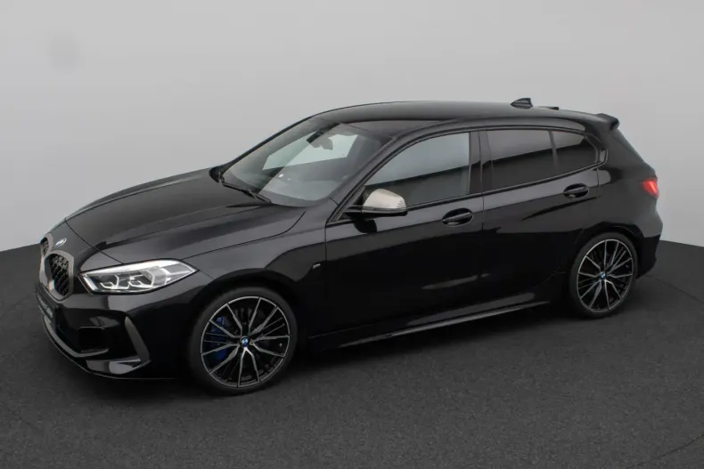 BMW M135 (Seria 1) din 2023 cu 33.557 km - oferta BMW263799 - foto 1