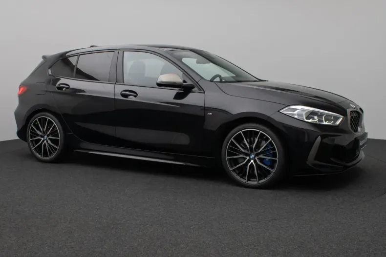 BMW M135 (Seria 1) din 2023 cu 33.557 km - oferta BMW263799 - foto 4