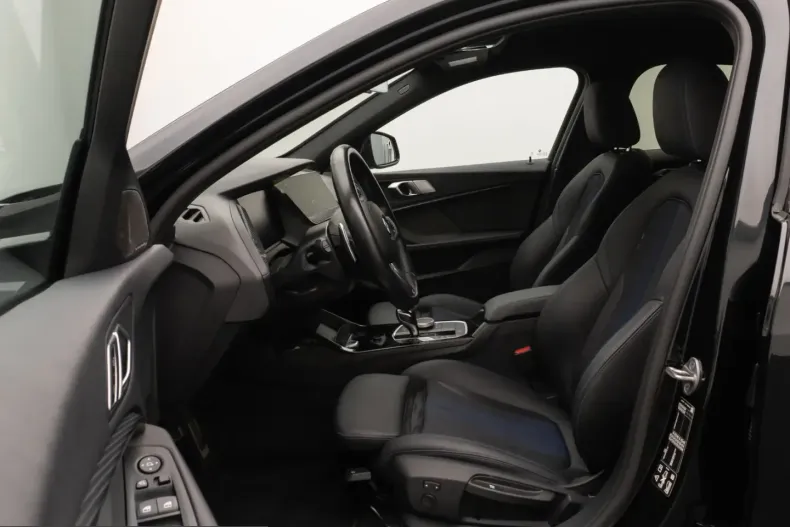 BMW M135 (Seria 1) din 2023 cu 33.557 km - oferta BMW263799 - foto 18