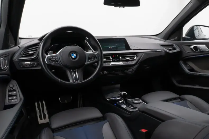 BMW M135 (Seria 1) din 2023 cu 33.557 km - oferta BMW263799 - foto 35
