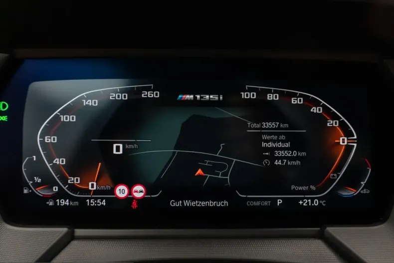 BMW M135 (Seria 1) din 2023 cu 33.557 km - oferta BMW263799 - foto 38
