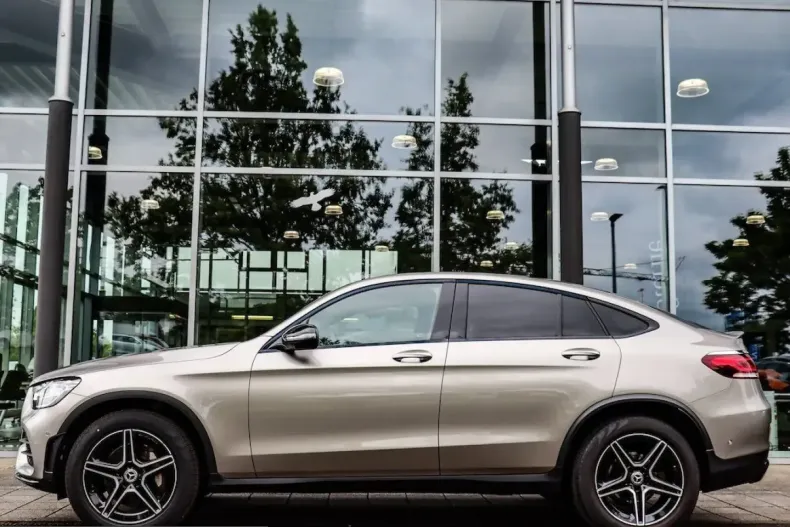 Mercedes-Benz GLC 300 (Clasa GLC) din 2024 cu 46.500 km - oferta MER263914 - foto 2